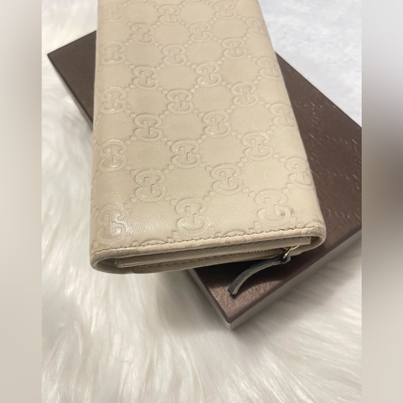 ❌❌❌SOLD❌❌GUCCI GUCCISIMA LONG WALLET - Picture 2 of 10